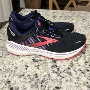 Brooks adrenaline 22
